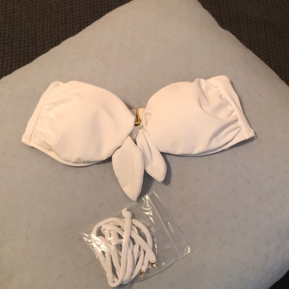 VS white suit top